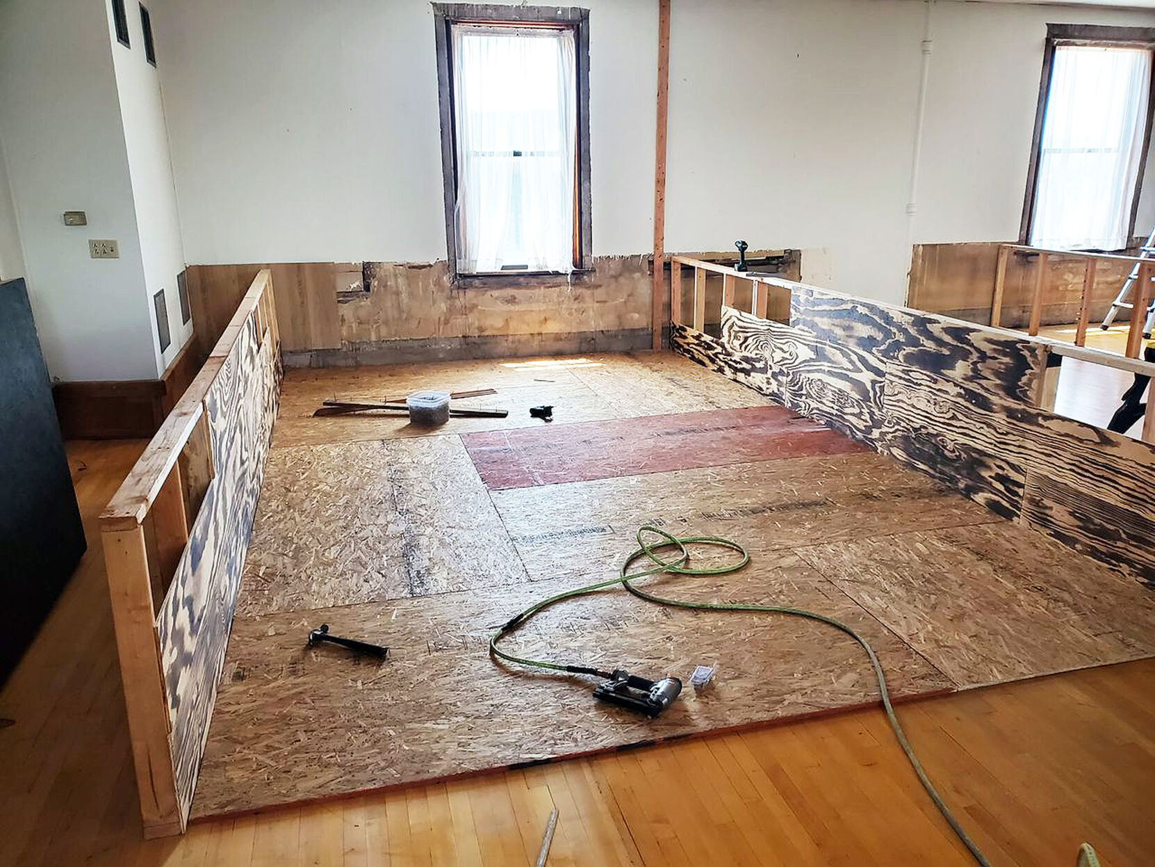 Elks building goes through changes